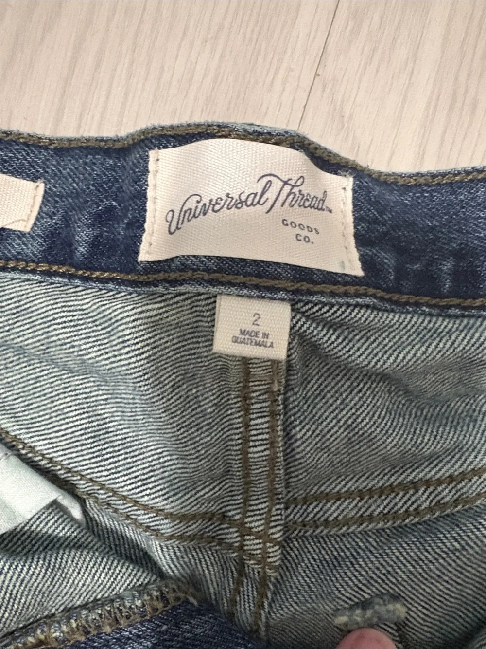 UNIVERSAL THREAD Women’s 90’s Baggy Denim Cutoff Shorts size 2